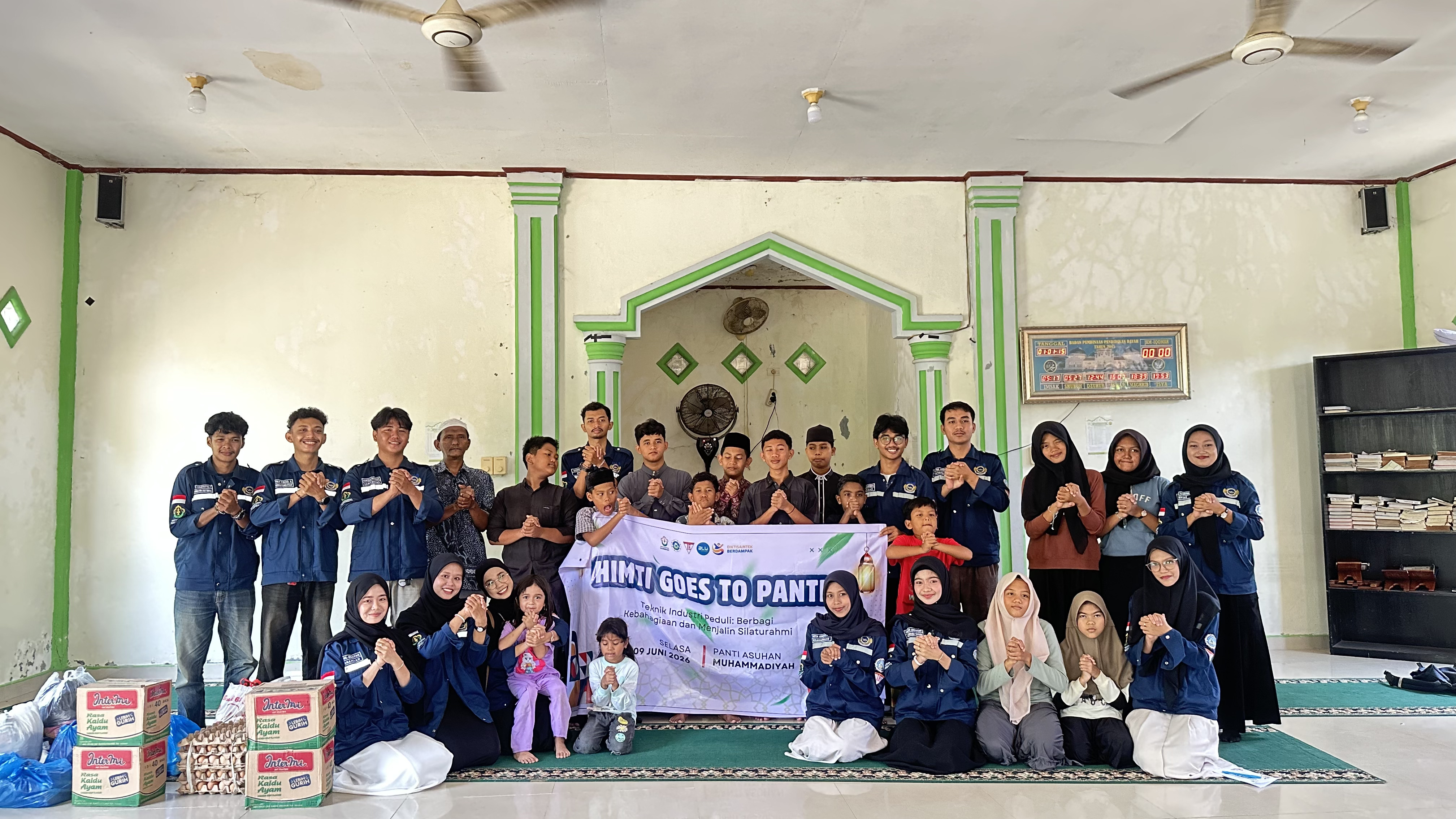 HIMTI Goes to Panti: Wujud Kepedulian Mahasiswa Teknik Industri Berbagi Kebahagiaan dan Menjalin Silaturahmi 